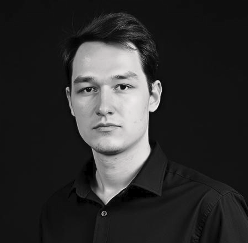Михаил
